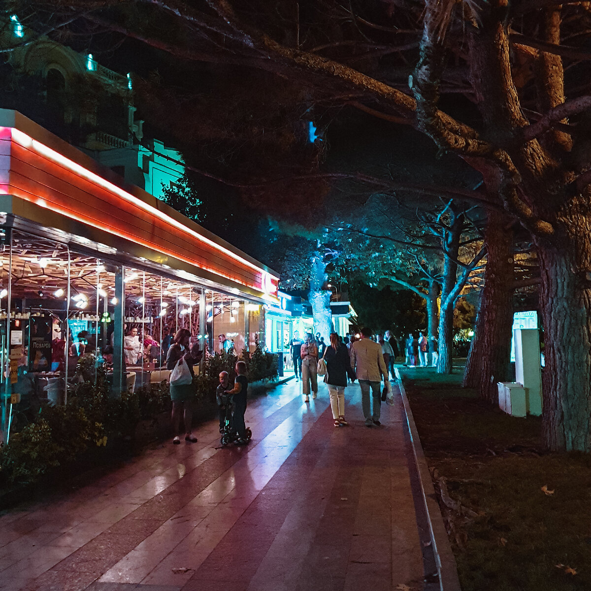 Roppongi алушта