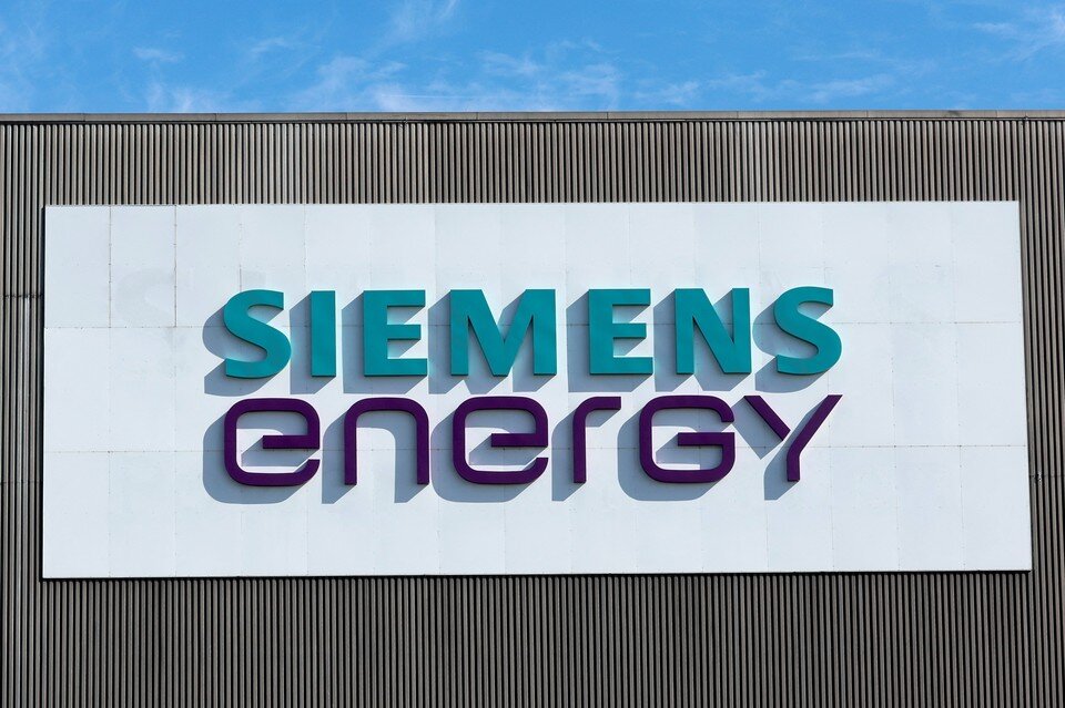     Siemens Energy планирует провести рестуктуризацию бизнеса в России  REUTERS