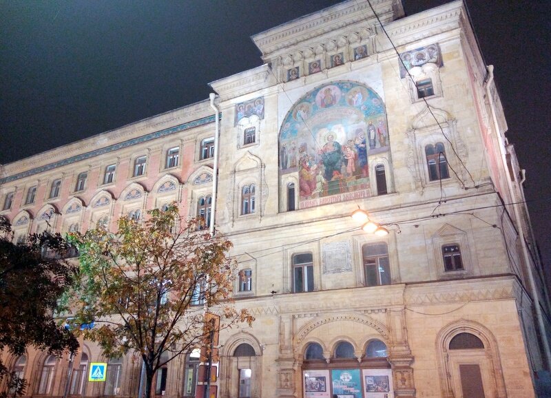 Здание Санкт-Петербургского государственного института кино и телевидения на улице Правды. Фото моё
