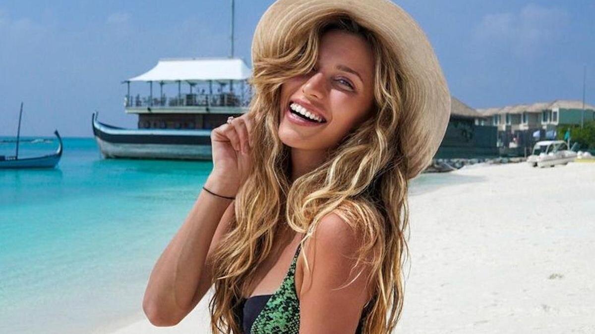    Регина Тодоренко:instagram.com/reginatodorenko