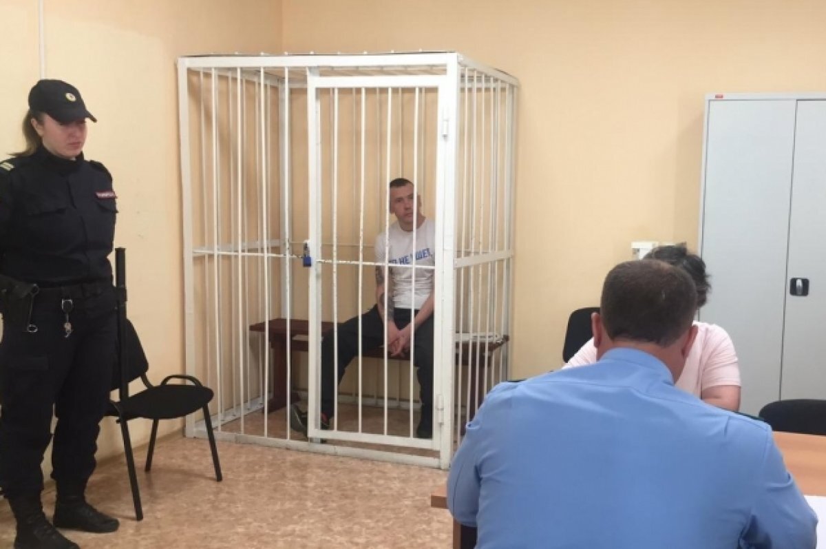    В Новосибирске начался суд по делу о краже из храма Георгия Победоносца