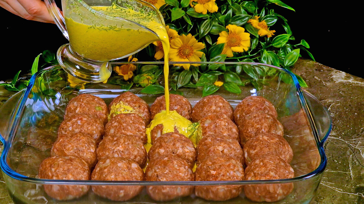 Фрикадельки в соусе