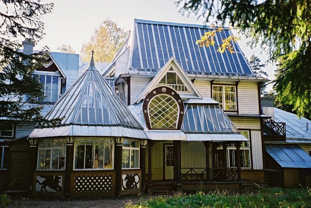 "Пенаты" И. Репина. Фото из открытых источников.