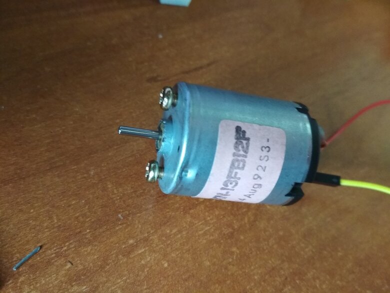 Крепежные винты