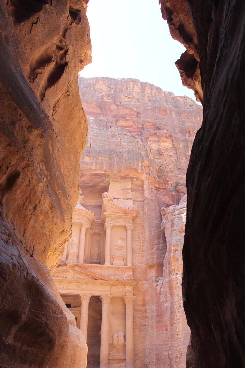 Петра, начало