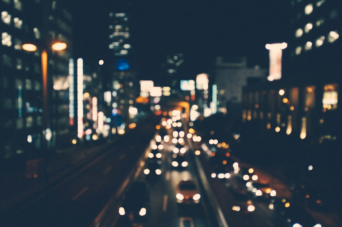 https://cdn.pixabay.com/photo/2015/01/08/15/48/city-593145_960_720.jpg