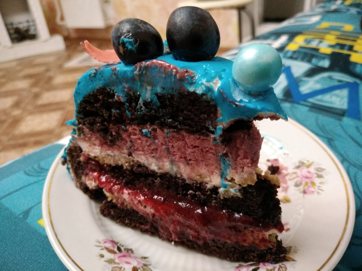 Вот такой на разрезе он получился