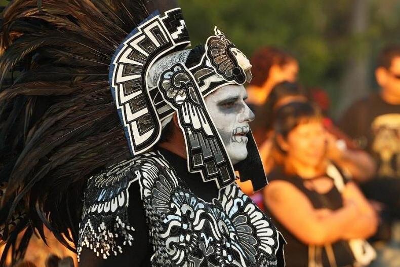 Примерно так выглядели воины - ацтеки