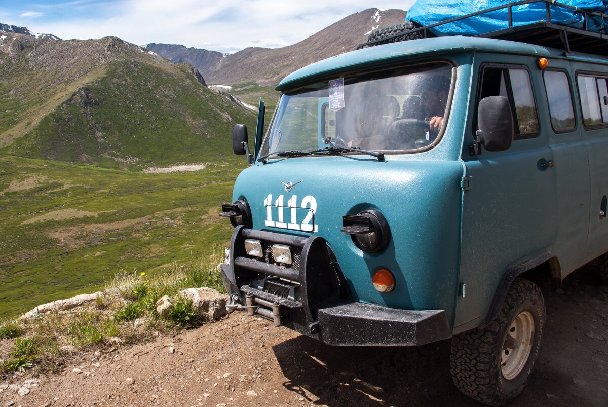 Та самая машина на перевале Теплый ключ