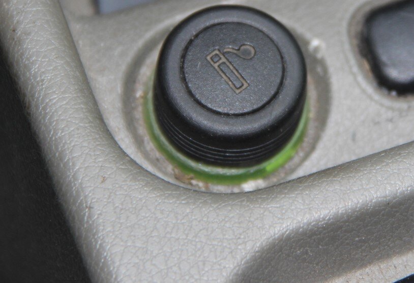 прикуриватель в автомобиле