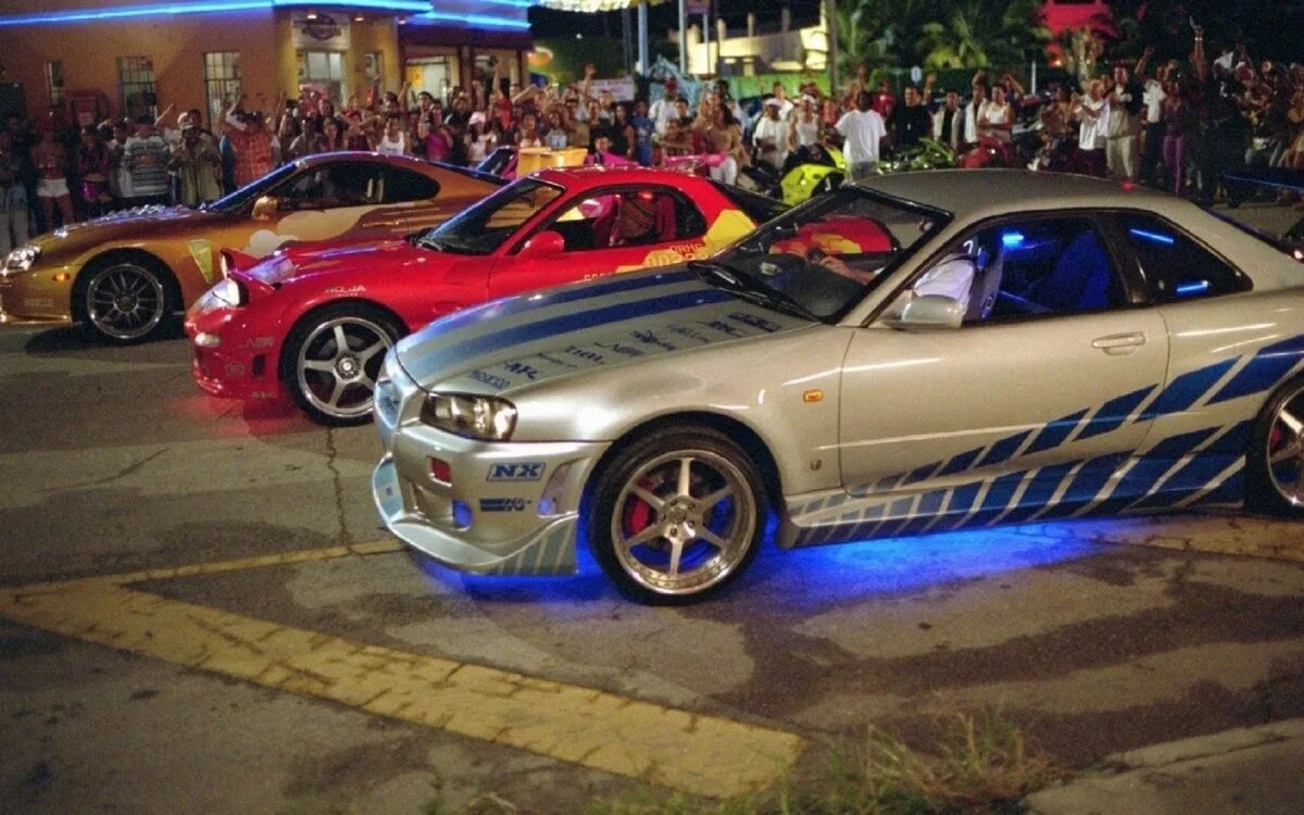 Кадр из к/ф Форсаж 2