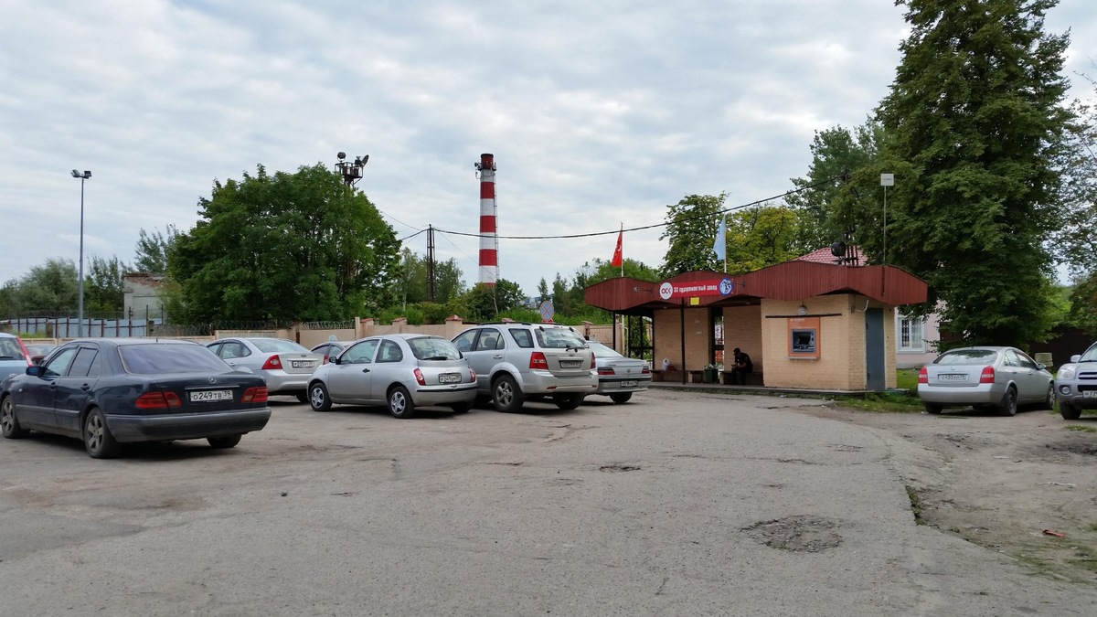 Парковка у автовокзала в Зеленоградске - адрес заказа. Источник фото: https://i4.photo.2gis.com/images/geo/40/5629499568616924_d61d.jpg