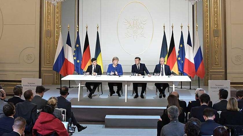 Рабочий момент встречи.