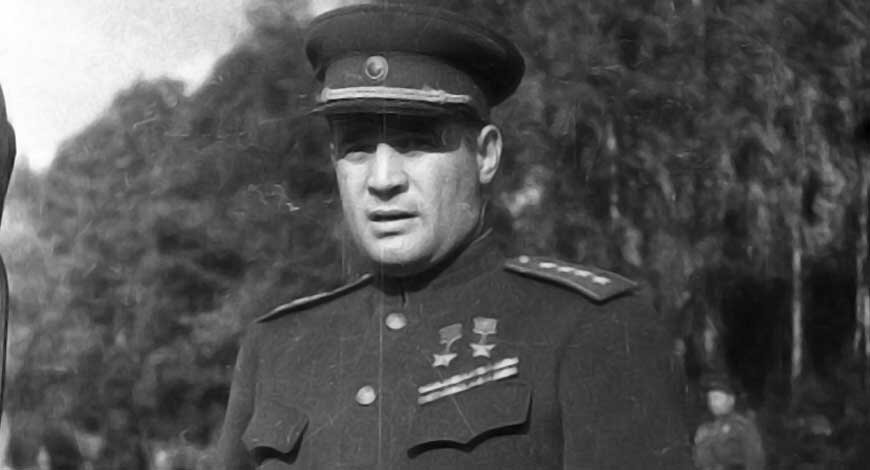 Иван Данилович Черняховский
