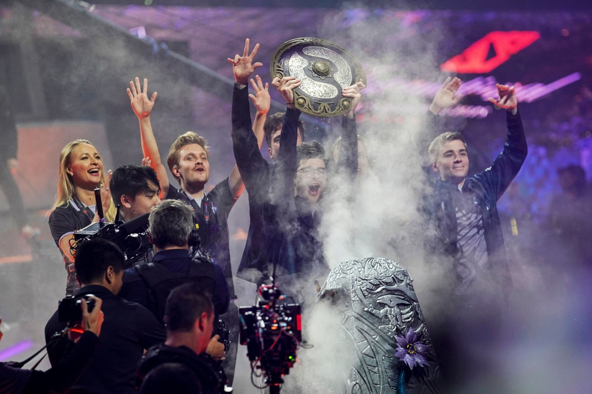 Og ogp. Интернешинал 2021. Dota 2 International 2021. Og Dota 2 2021. Dota 2 the International АЕГИС.