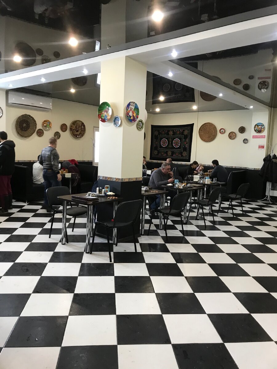 Первый этаж