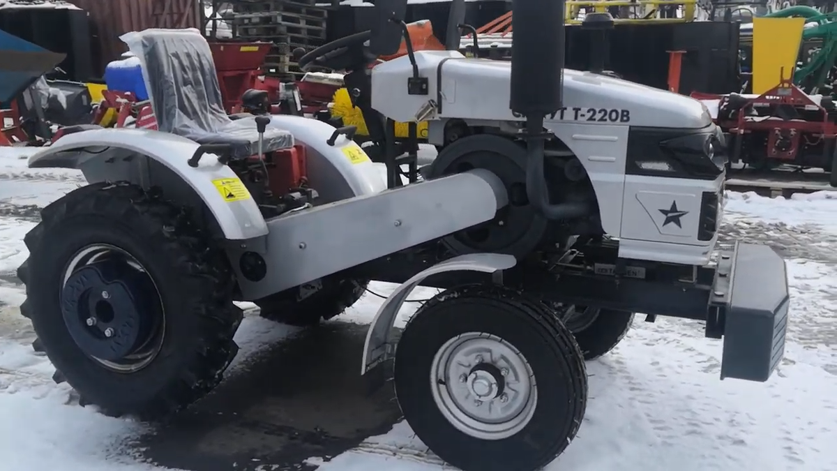 новый минитрактор «Скаут Т - 220В»