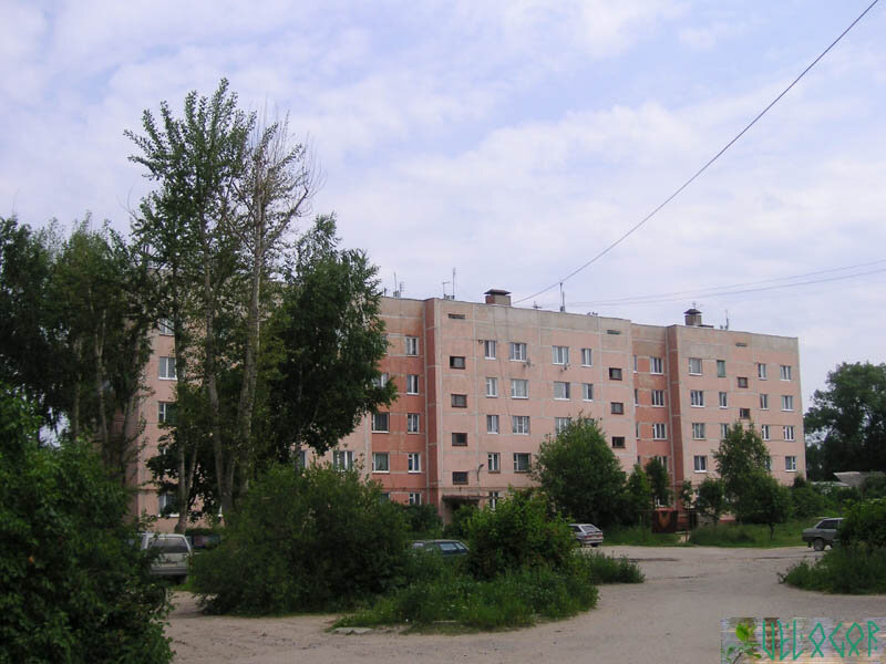 Киров. 5 этажки. 13 фото