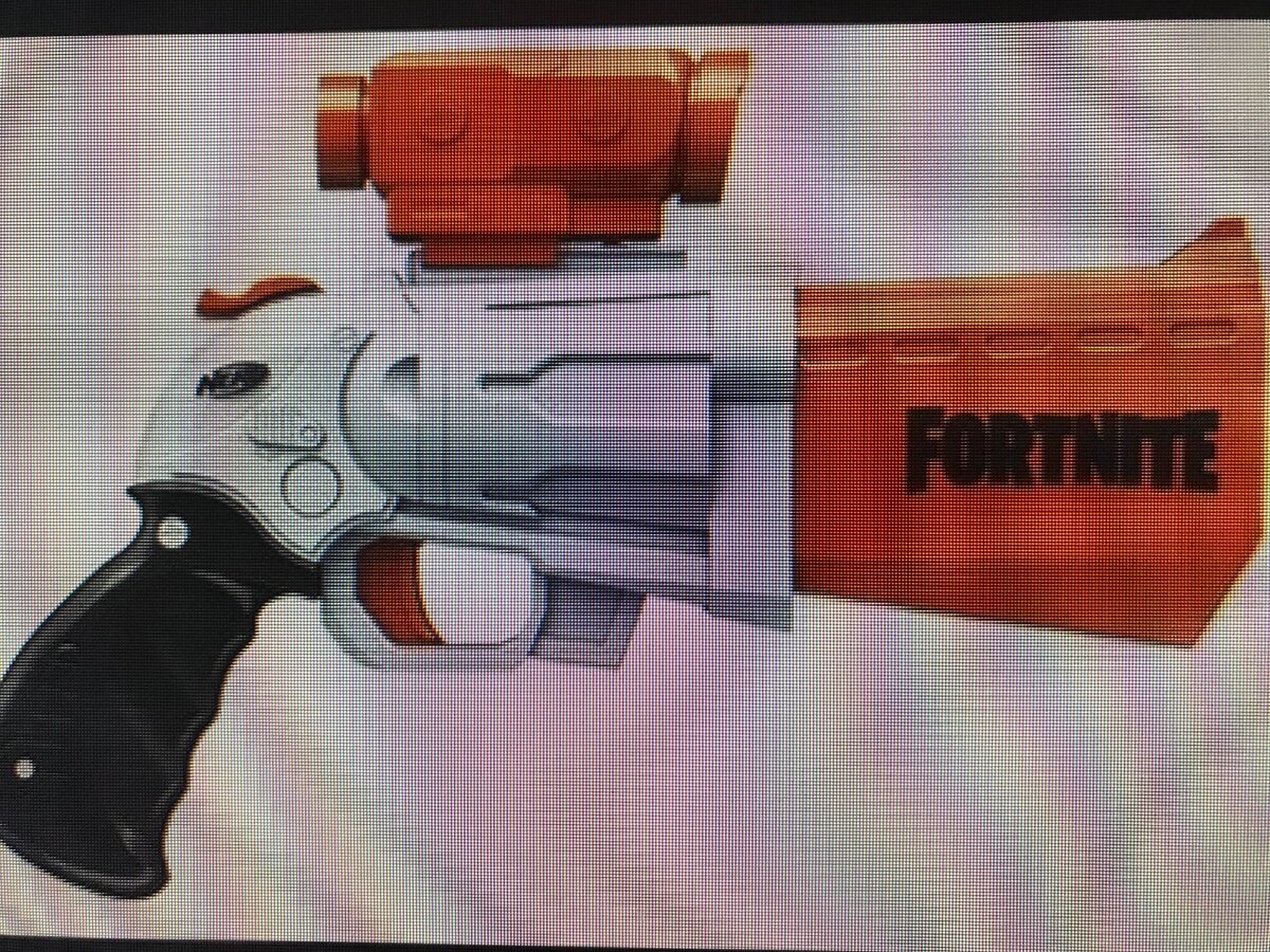 Nerf Fortnite револьвер 2020