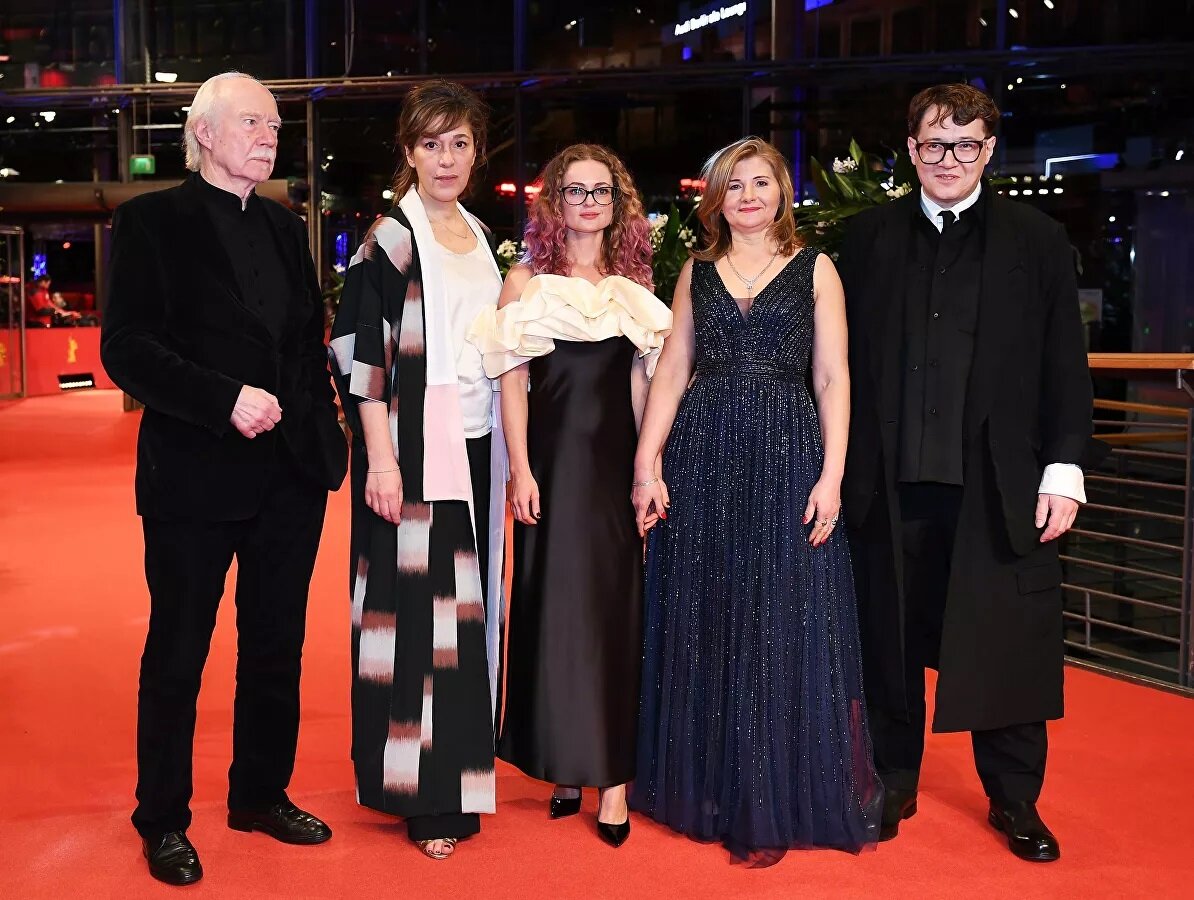 Юрген Юргес (оператор), Екатерина Ортел (режиссер), Ольга Шкабарня, Наталия Бережная и Илья Хржановский на кинофестивале в Берлине