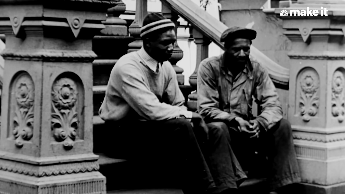 Сила социалистов - необразованность и бедность людей