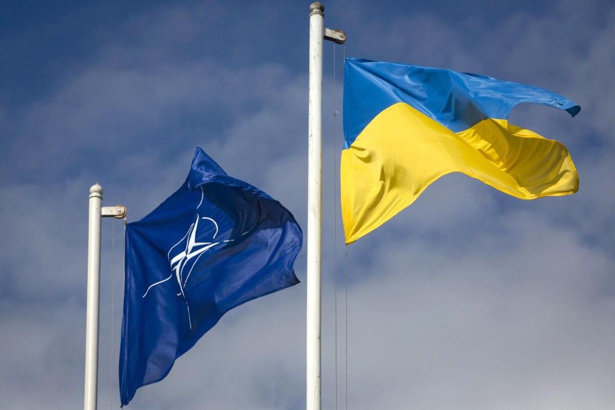 12 июня Украина официально получила статус партнера расширенных возможностей НАТО