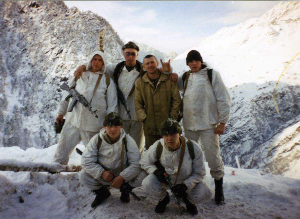 Разведывательный взвод 3 ДШМГ - нештатная разведывательная рота Железноводского ПОГООНа.