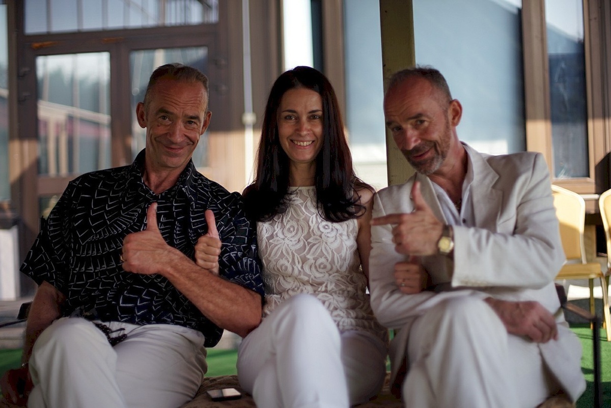 Герои из детства повзрослели, но не перестали быть любимыми (Сыроежкин слева и Электроник - справа)