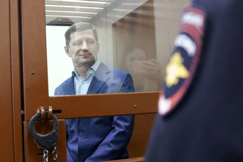 Фото: © Рассмотрение в Басманном районном суде Москвы ходатайства следствия о продлении ареста бывшему губернатору Хабаровского края Сергею Фургалу / Кирилл Зыков / АГН Москва 