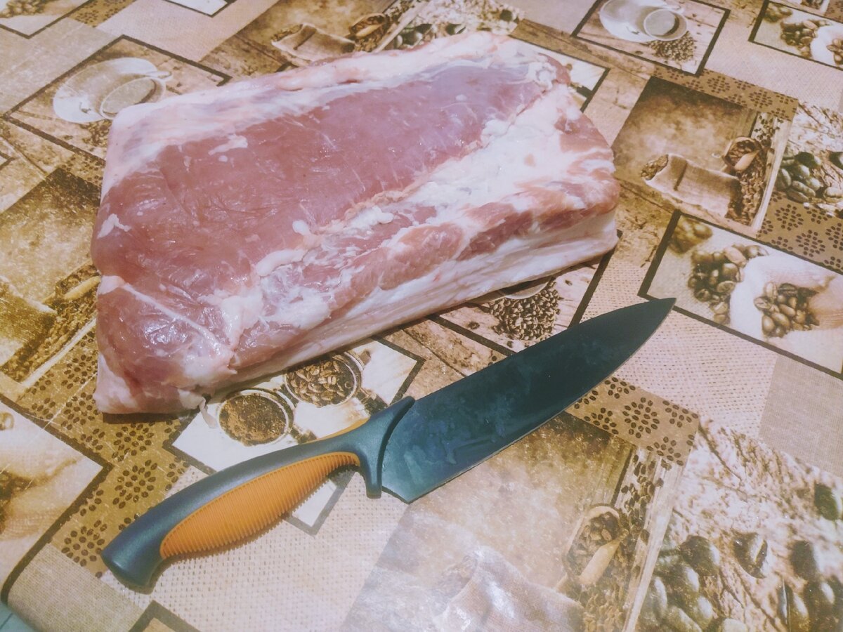 Личный кусок свинины на засолку...кстати свинина и сало обострение не вызывает (у меня)