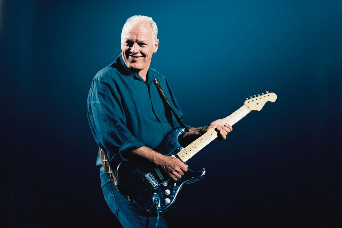 Дэвид Гилмор с легендарным черным Fender Stratocaster