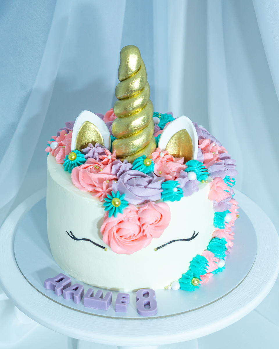 Торт с единорогом https://alena-white-cake.ru/ 