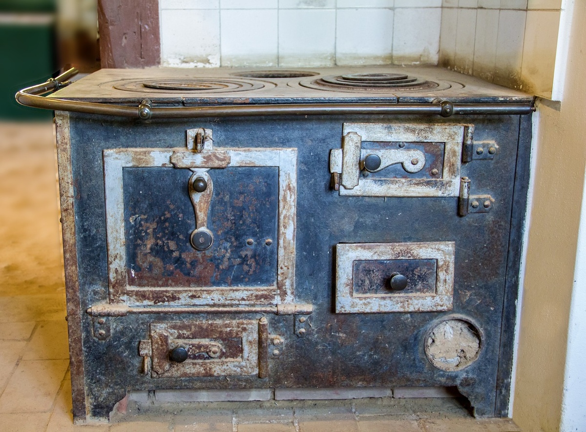 Чугунная плита с конфорками