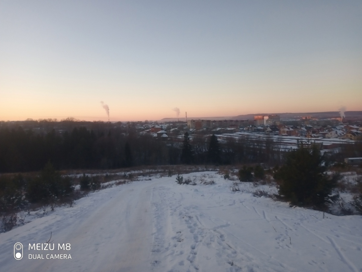 Внизу мой городок