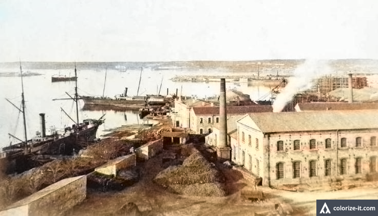 Пароходы в акватории Севастопольского адмиралтейства РОПиТ. Фото 1886 года