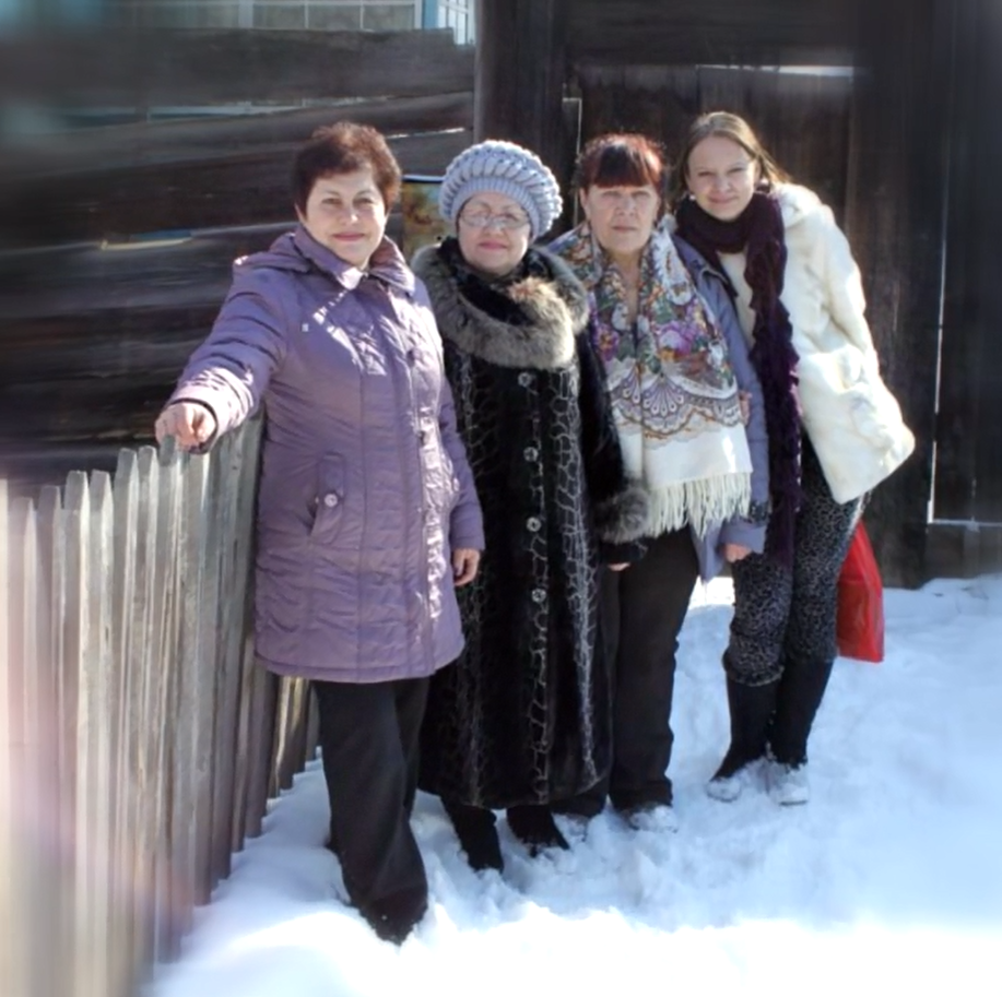 Возле дома, где я родилась