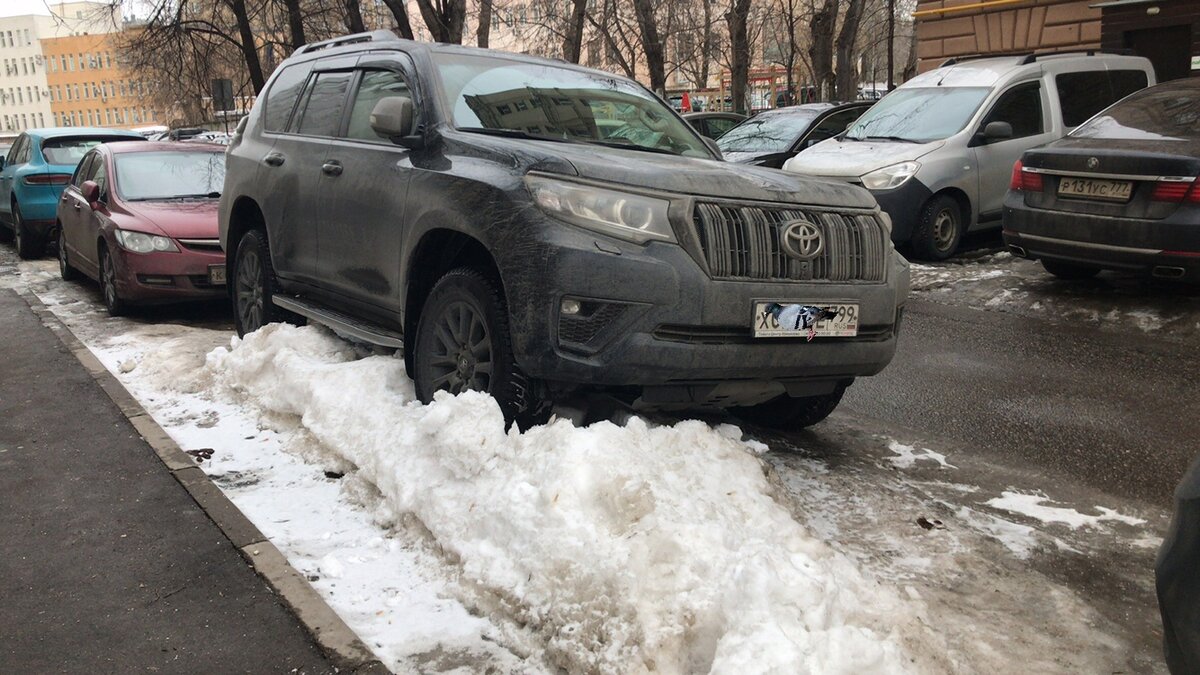 Toyota Land Cruiser Prado & Apple CarPlay. Ну такое... | Про Авто и  Путешествия | Дзен