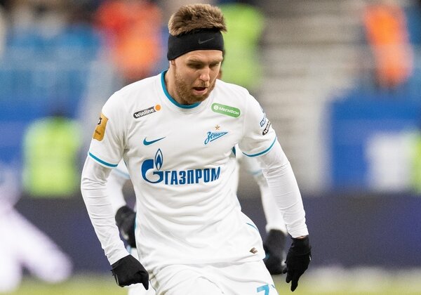 Иван Сергеев против своего бывшего клуба не показал высокого класса https://fc-zenit.ru/upload/gallery/photo/17553/789960_sPICT.jpg