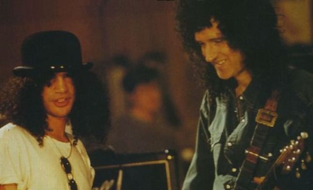 Слэш и Брайан Мэй во время подготовки к мемориальному концерту Фредди Меркьюри