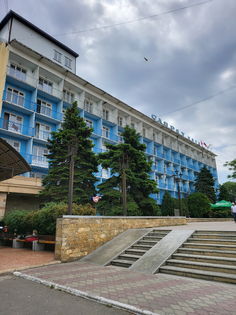 Гостиница напоминает санаторий