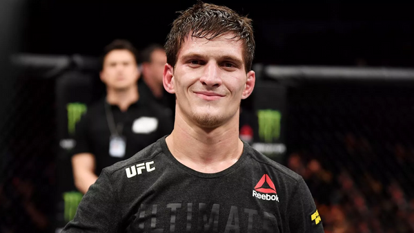    Российский боец UFC Мовсар Евлоев© Фото : UFС