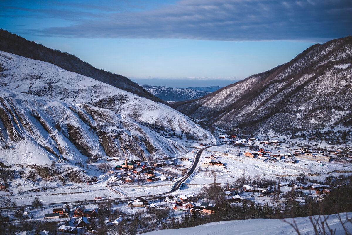 📍 Там вдали Грозный.