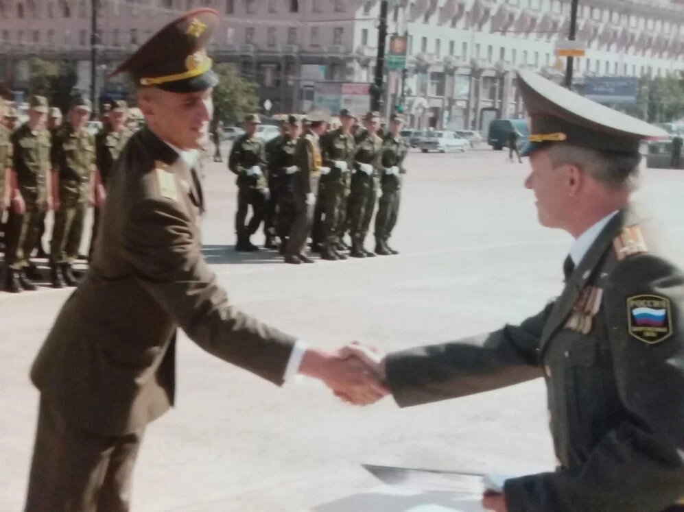 После окончания Челябинского танкового института (2001–2005 гг.)