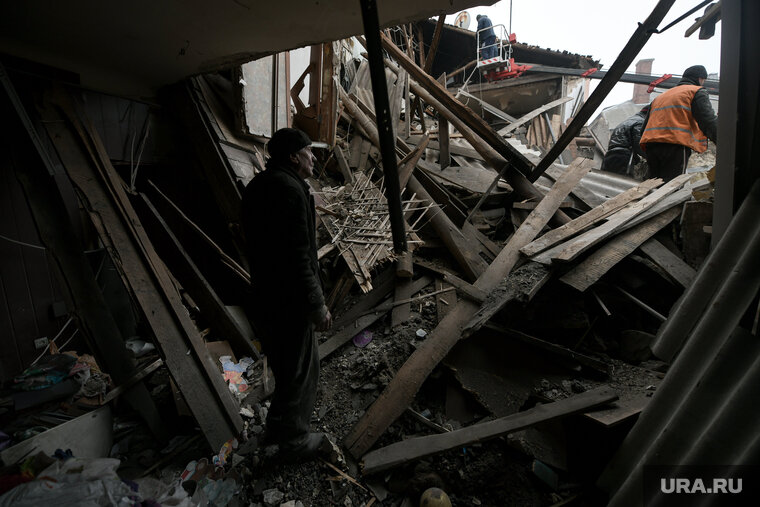    Украина продолжает обстреливать Донецк и другие территории после начала рождественского перемирия