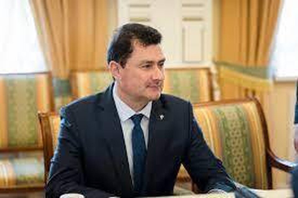     Эрик Хисматуллин проработал в правительстве региона менее года. Фото: правительство Мурманской области