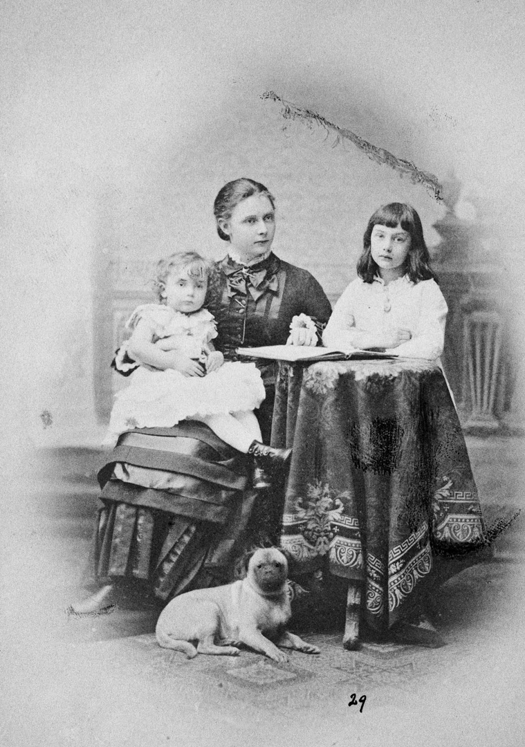 Принцесса Елизавета с младшими сестрами