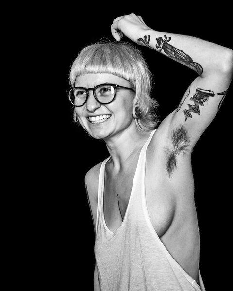 Естественная красота волос на теле