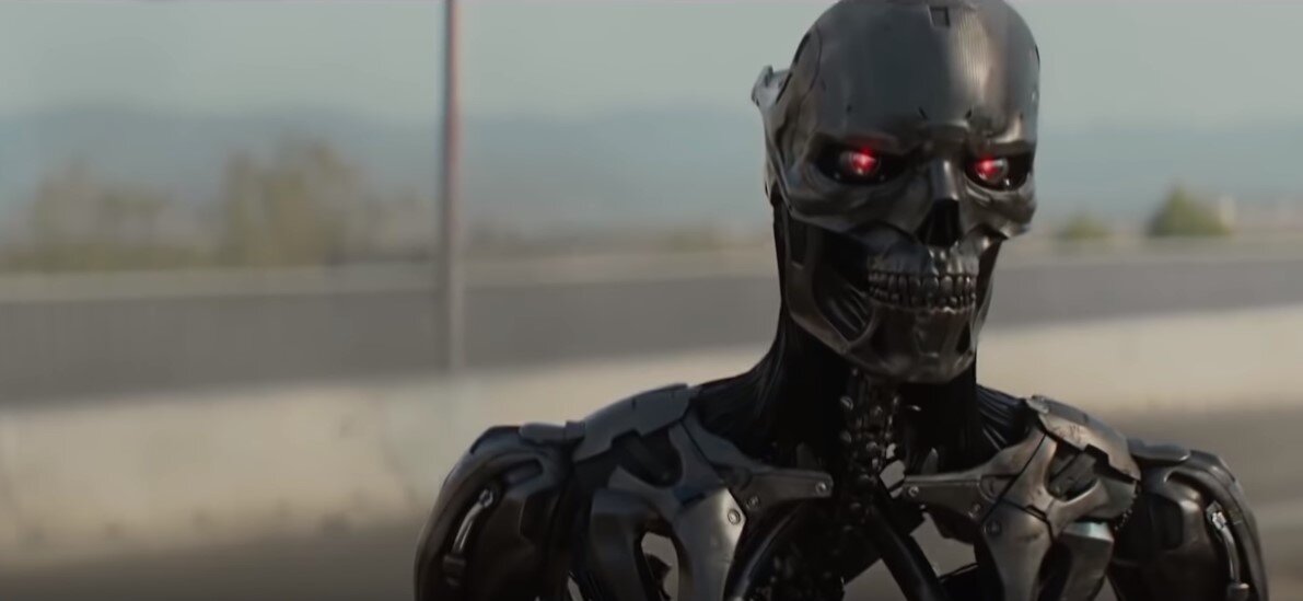 Кадр с трейлера фильма «Терминатор 6: Темные Судьбы» 