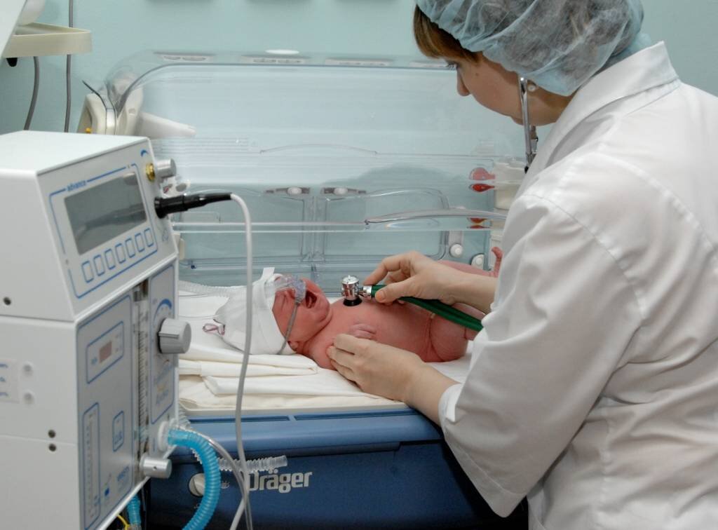 Перинатальный центр Салехардской окружной клинической больницы получил премию «Лучшая медицинская организация акушерско-гинекологического профиля УрФО». Центр победил в номинации  «Лучший перинатальный центр в 2018 году». Фото: КРАСНЫЙ СЕВЕР