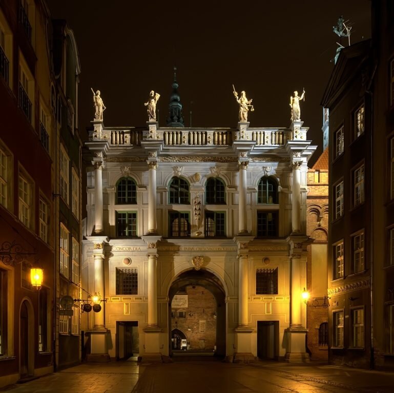  «В согласии малые республики растут, из-за разногласий большие республики распадаются».